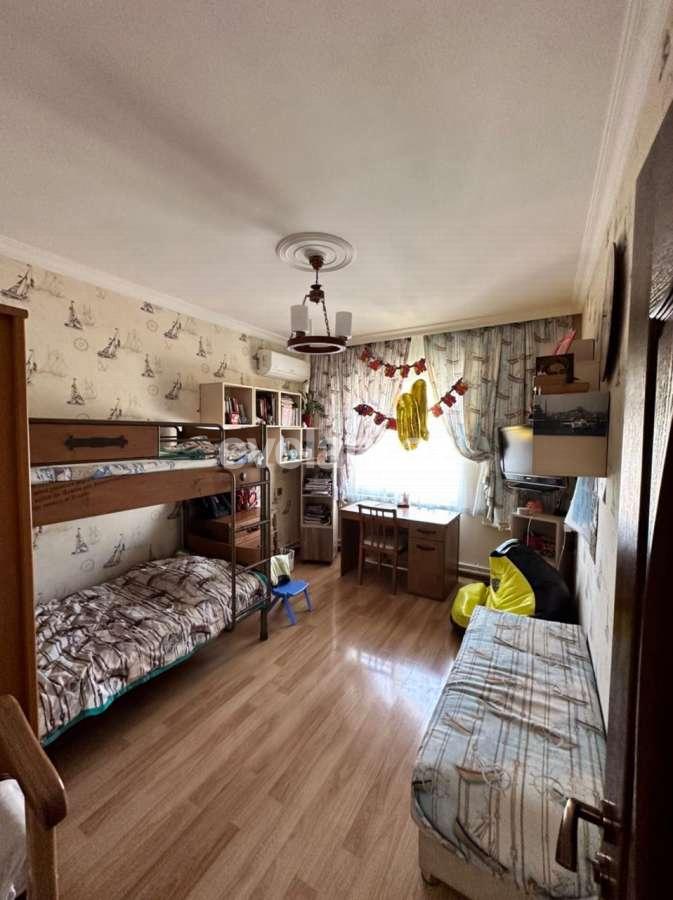 Продаётся, вторичка, 4-комнаты, 105 m², Баку, Низаминский r, Халглар Достлугу m.