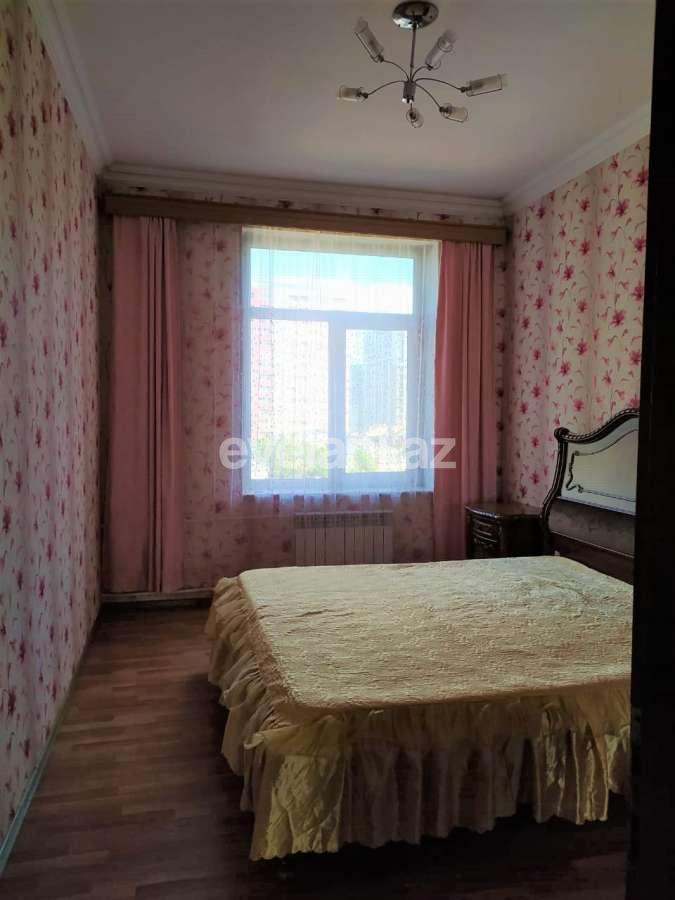 Satılır, köhnə tikili, 3 otaqlı, 55 m², Bakı, Nəsimi r, Gənclik m.