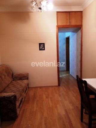 Kirayə verilir, köhnə tikili, 1 otaqlı, 50 m², Bakı, Binəqədi r.