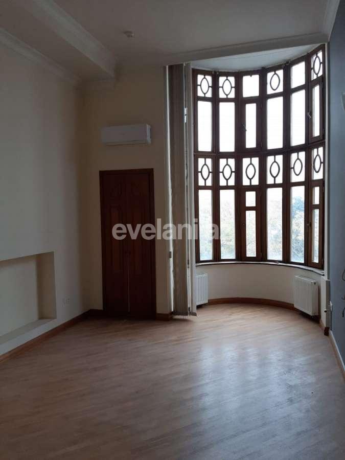 Kirayə verilir, obyekt, 301 m², Bakı, Səbail r, İçəri Şəhər m.