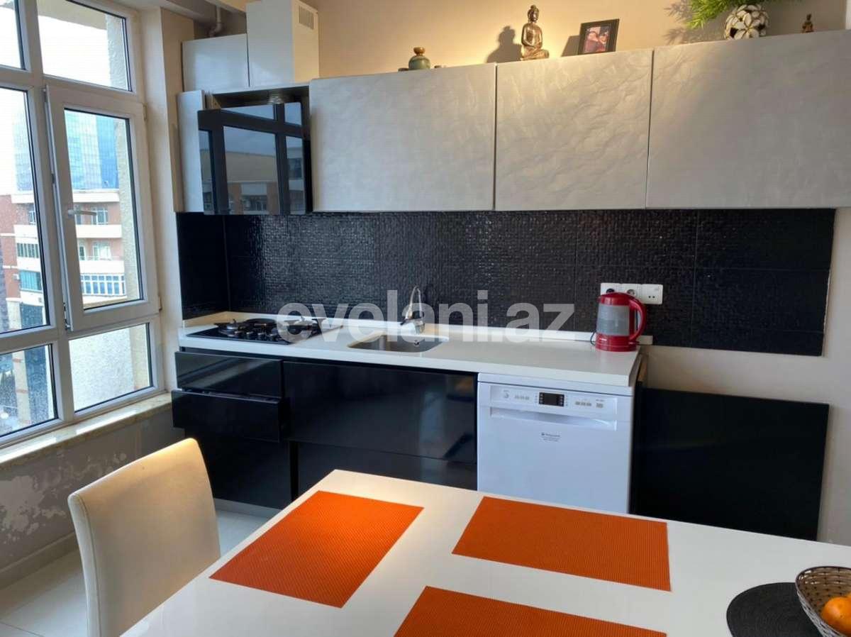 Kirayə verilir, yeni tikili, 3 otaqlı, 130 m², Bakı, Xətai r, Şah İsmayıl Xətai m.