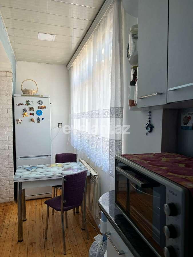 Satılır, köhnə tikili, 3 otaqlı, 59.98 m², Bakı, Sabunçu r, Bakıxanov q, Neftçilər m.