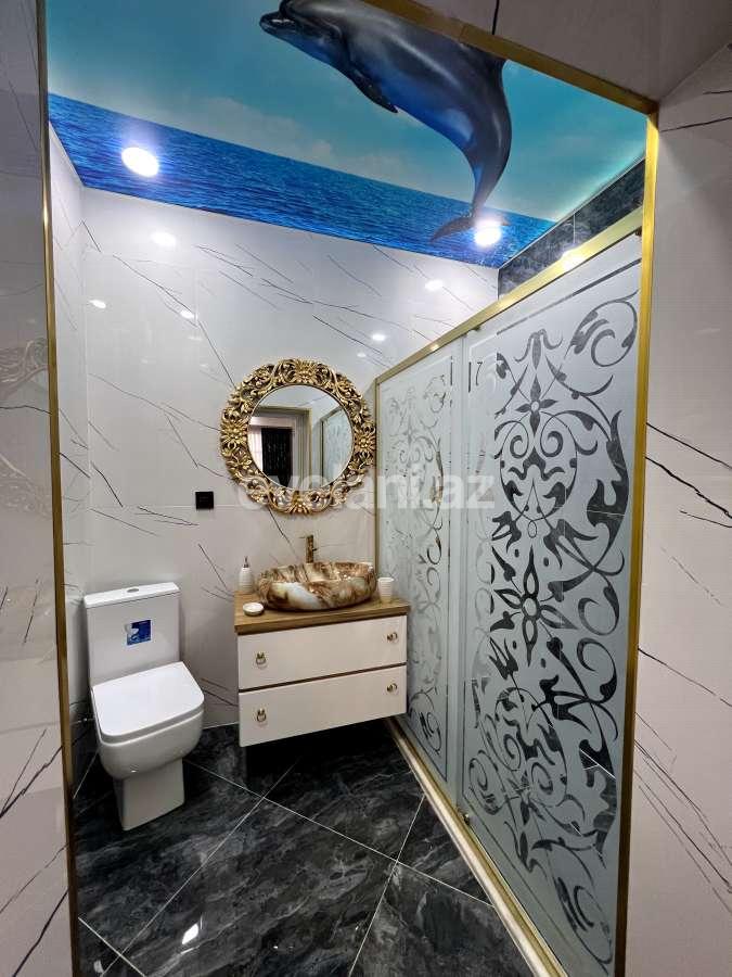 Satılır, yeni tikili, 3 otaqlı, 123 m², Bakı, Nizami r, Qara Qarayev m.