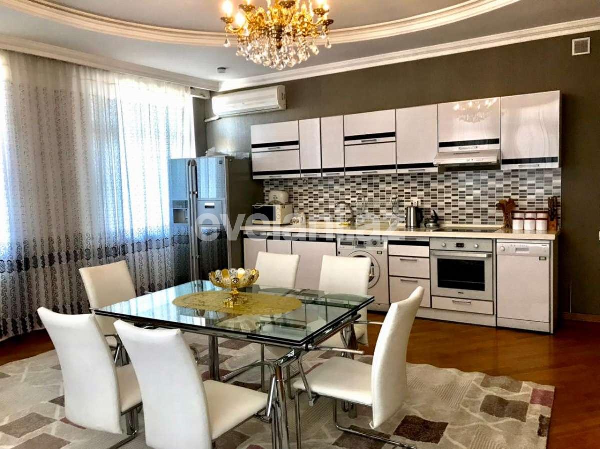 Rent, new building, 3 room, 155 m², Baku, Nasimi r, 28 may m.