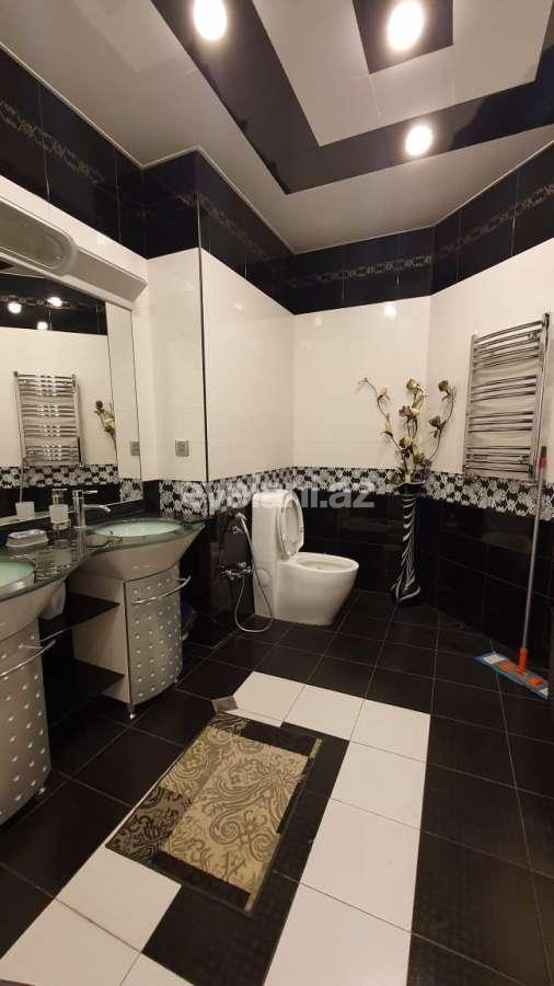 Rent, new building, 3 room, 222 m², Baku, Nasimi r, 28 may m.