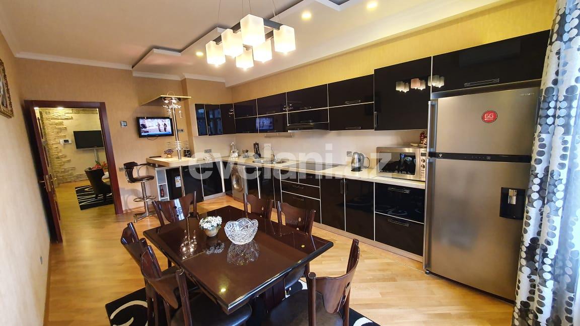 Rent, new building, 3 room, 222 m², Baku, Nasimi r, 28 may m.
