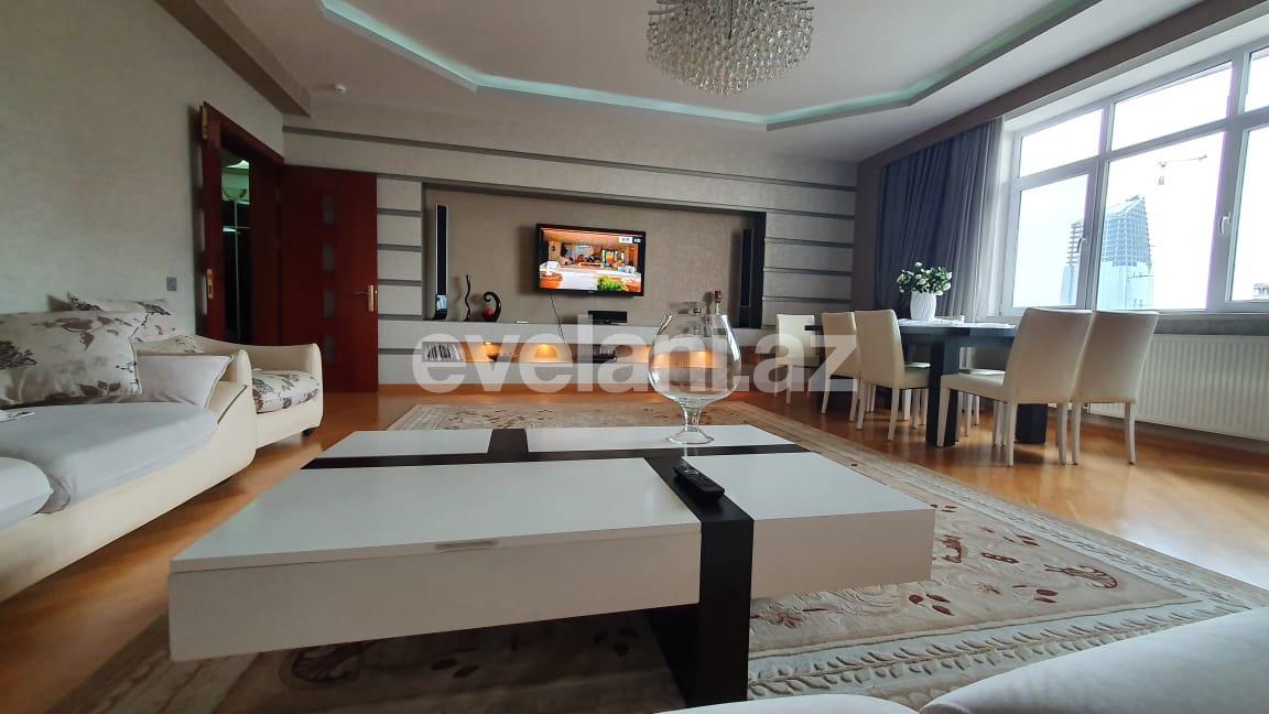 Rent, new building, 3 room, 222 m², Baku, Nasimi r, 28 may m.