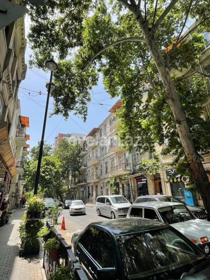 Kirayə verilir, köhnə tikili, 3 otaqlı, 1000 m², Bakı, Nəsimi r, 28 may m.