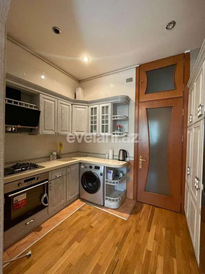 Kirayə verilir, köhnə tikili, 3 otaqlı, 1000 m², Bakı, Nəsimi r, 28 may m.