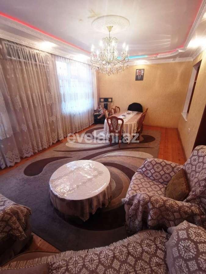 Rent, old building, 4 room, 120 m², Baku, Binagadi r, M. Rasulzadeh d, Azadlig prospekti m.