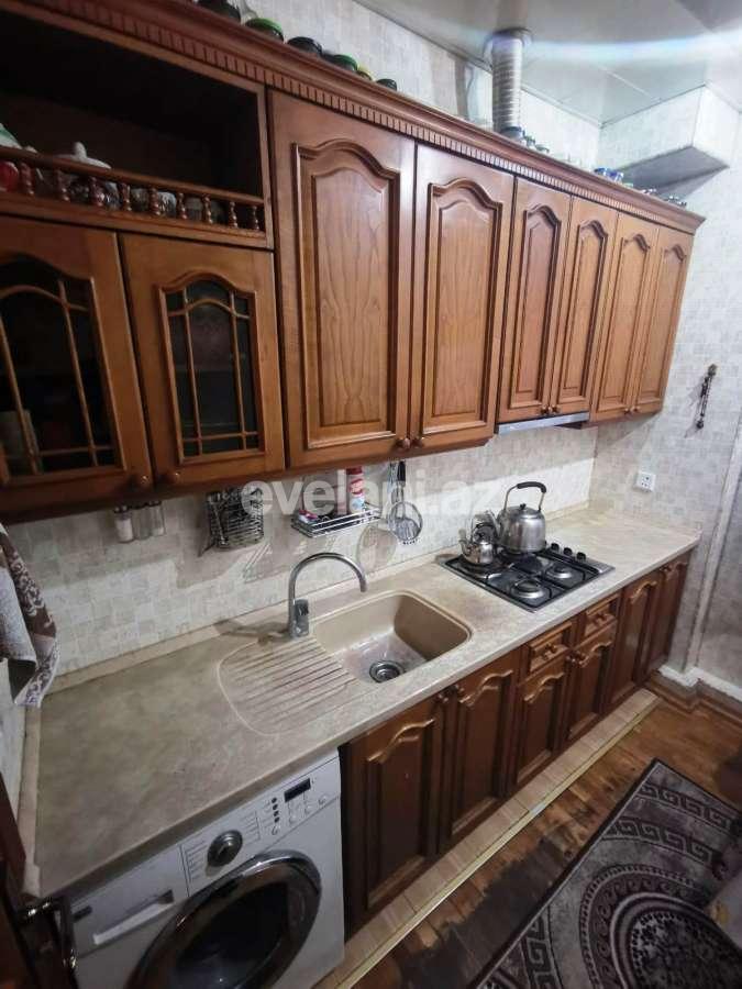 Rent, old building, 4 room, 120 m², Baku, Binagadi r, M. Rasulzadeh d, Azadlig prospekti m.