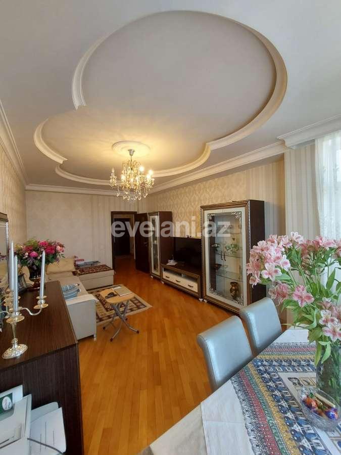 Satılır, yeni tikili, 2 otaqlı, 65 m², Bakı, Nəsimi r, 1-ci mikrorayon q, Memar Əcəmi m.