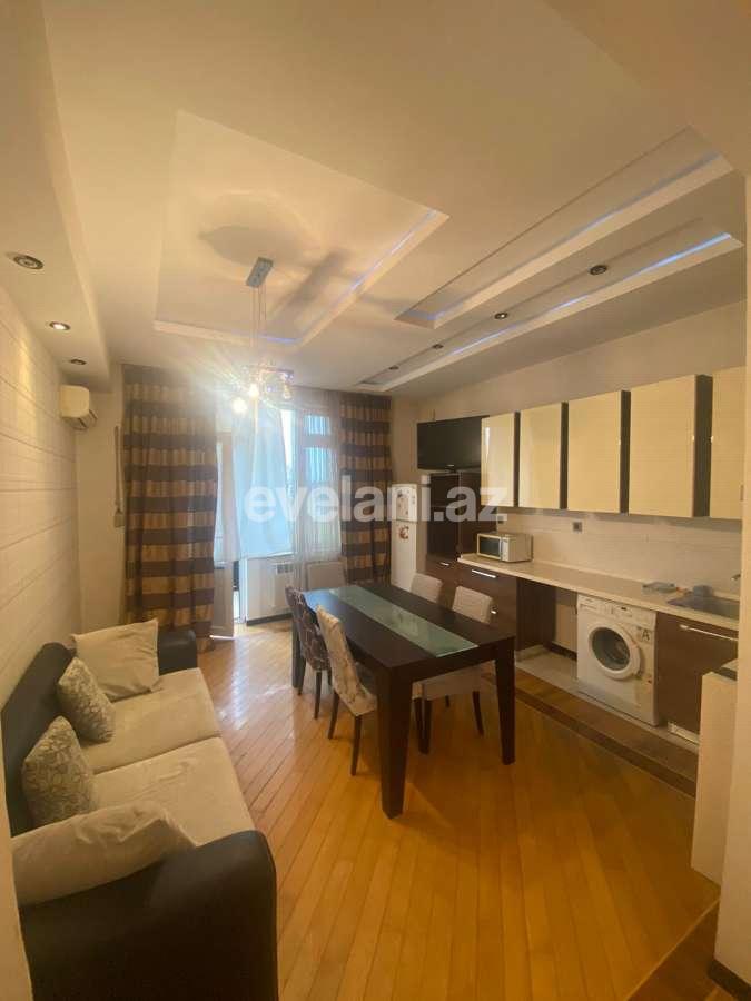 Satılır, yeni tikili, 2 otaqlı, 67 m², Bakı, Nəsimi r, 4-cü mikrorayon q, Memar Əcəmi m.