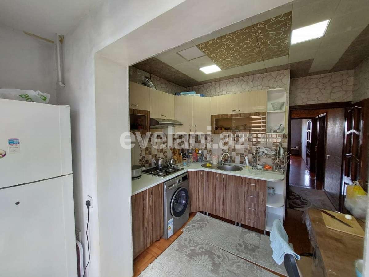 Sale, old building, 4 room, 110 m², Baku, Nizami r, Khalglar Doslugu m.