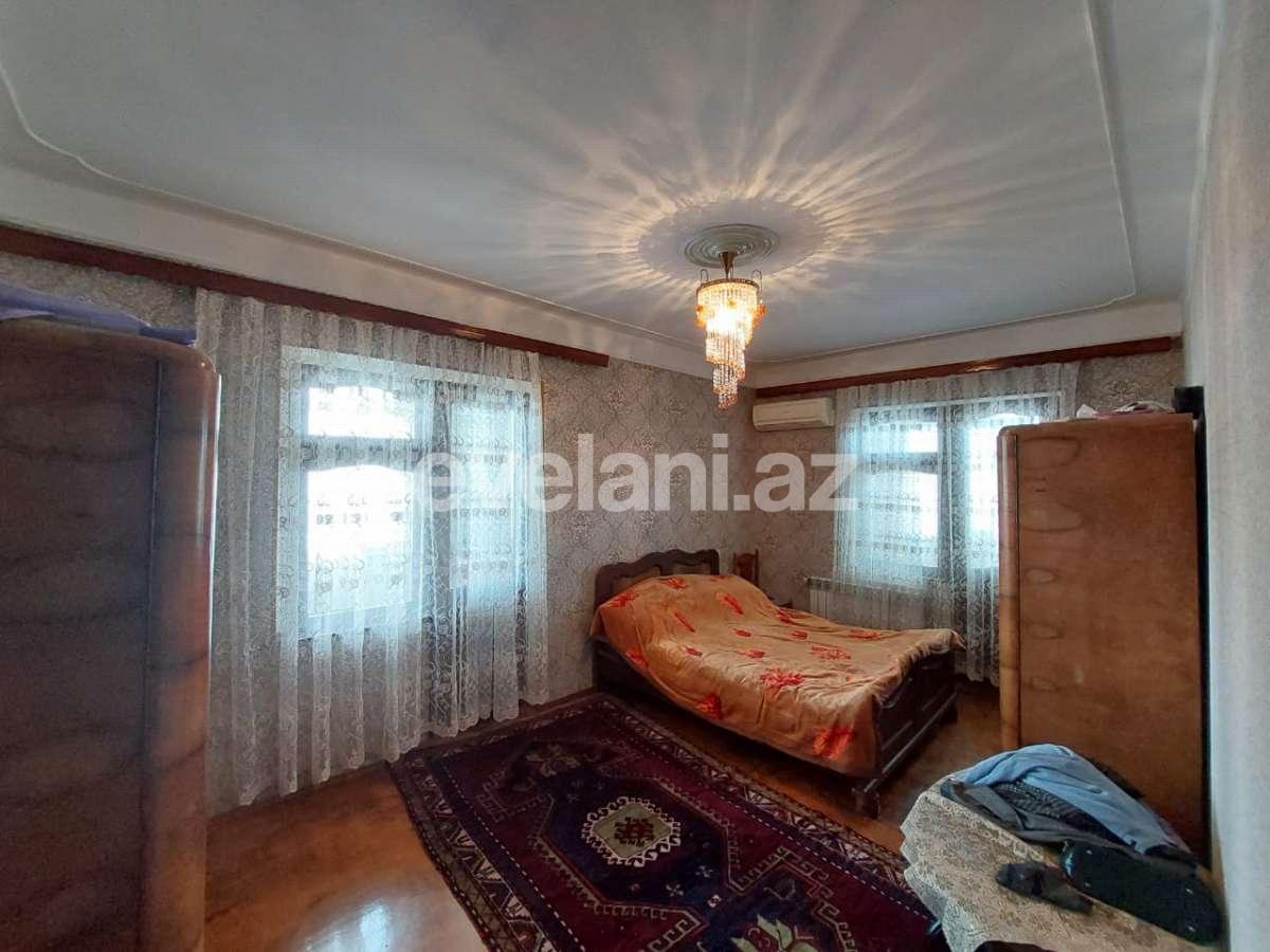 Sale, old building, 4 room, 110 m², Baku, Nizami r, Khalglar Doslugu m.