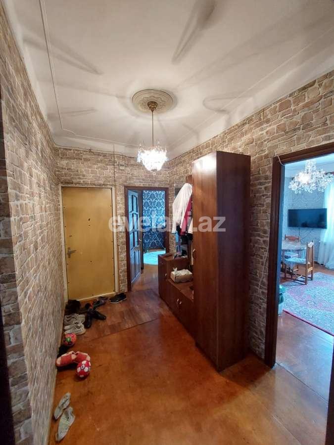 Sale, old building, 4 room, 110 m², Baku, Nizami r, Khalglar Doslugu m.