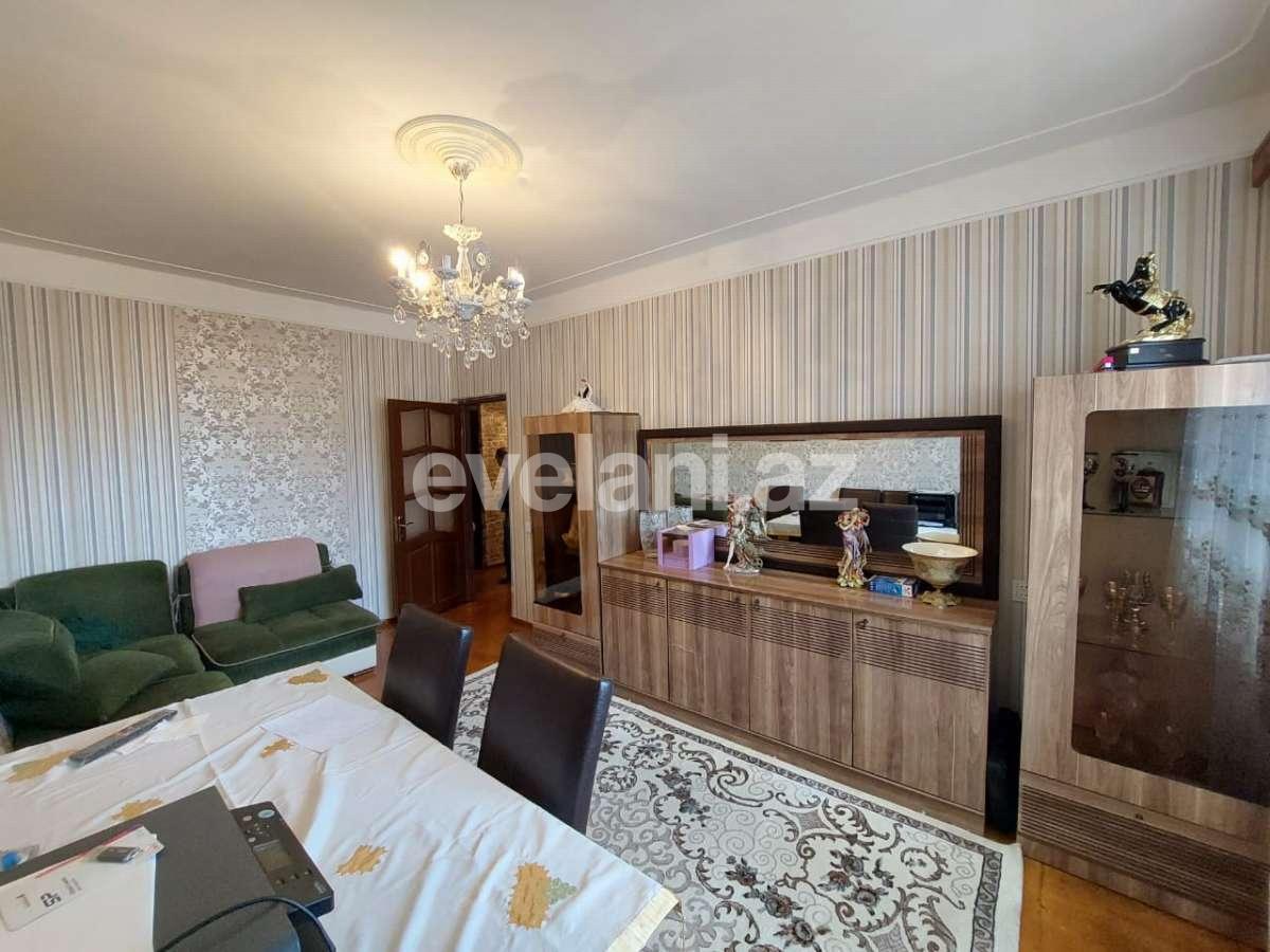 Sale, old building, 4 room, 110 m², Baku, Nizami r, Khalglar Doslugu m.