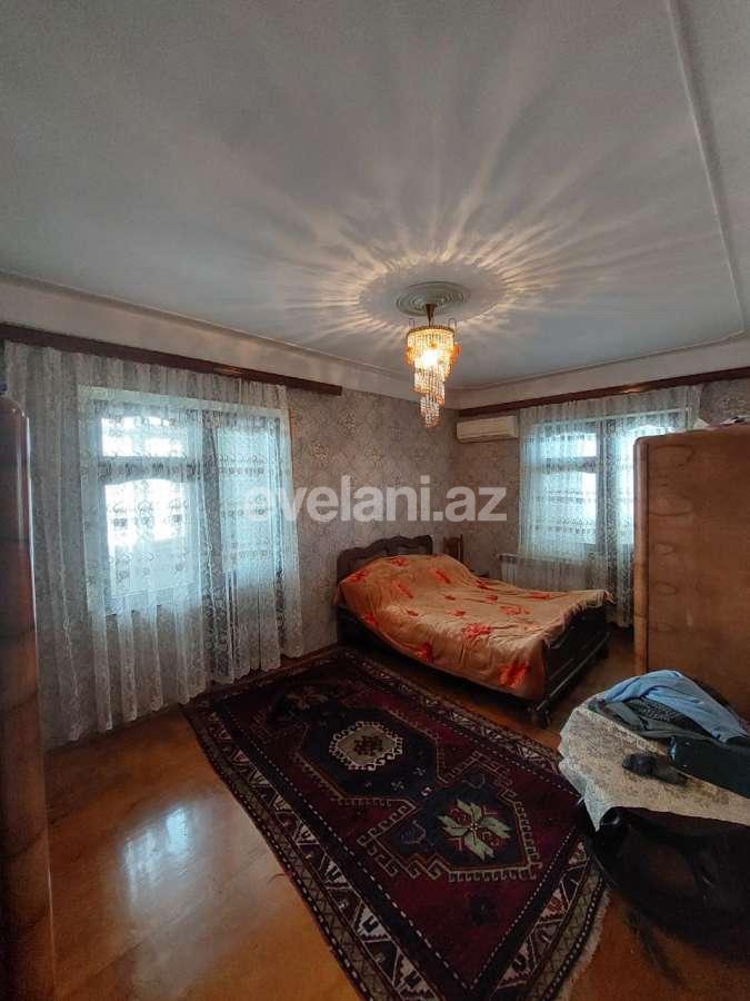 Sale, old building, 4 room, 110 m², Baku, Nizami r, Khalglar Doslugu m.