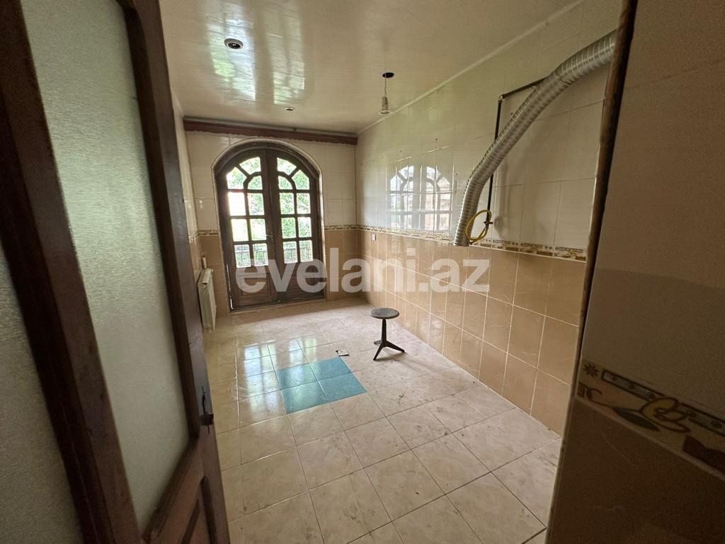 Satılır, köhnə tikili, 3 otaqlı, 100 m², Bakı, Nərimanov r, Nəriman Nərimanov m.