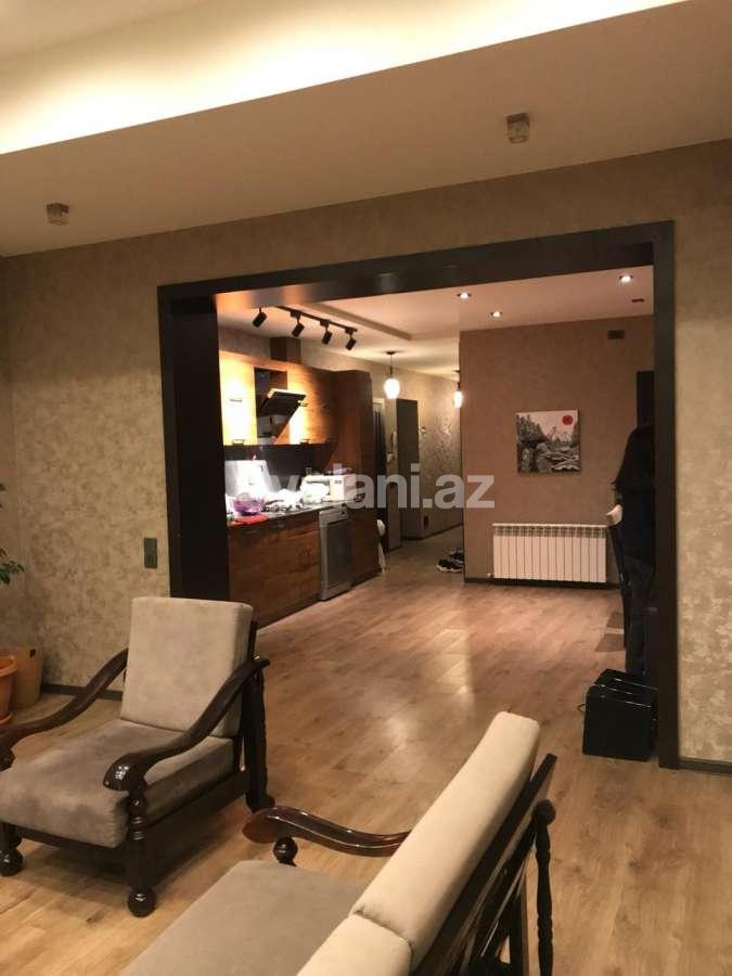 Kirayə verilir, köhnə tikili, 3 otaqlı, 100 m², Bakı, Yasamal r.