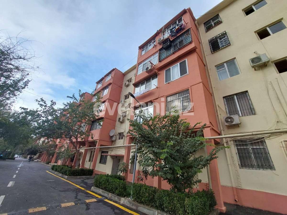 Satılır, köhnə tikili, 2 otaqlı, 40 m², Bakı, Nizami r, Neftçilər m.