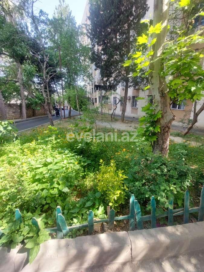 Sale, old building, 2 room, 60 m², Baku, Binagadi r, 9-th microdistrict d.