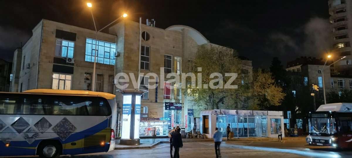 Satılır, köhnə tikili, 4 otaqlı, 120 m², Bakı, Nəsimi r, 28 may m.