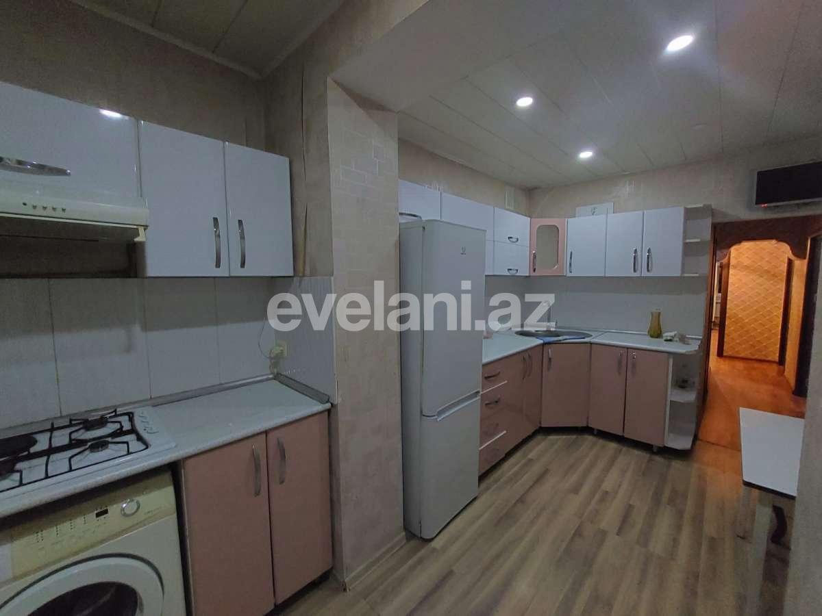 Satılır, köhnə tikili, 4 otaqlı, 110 m², Bakı, Nizami r, Xalqlar Dostluğu m.