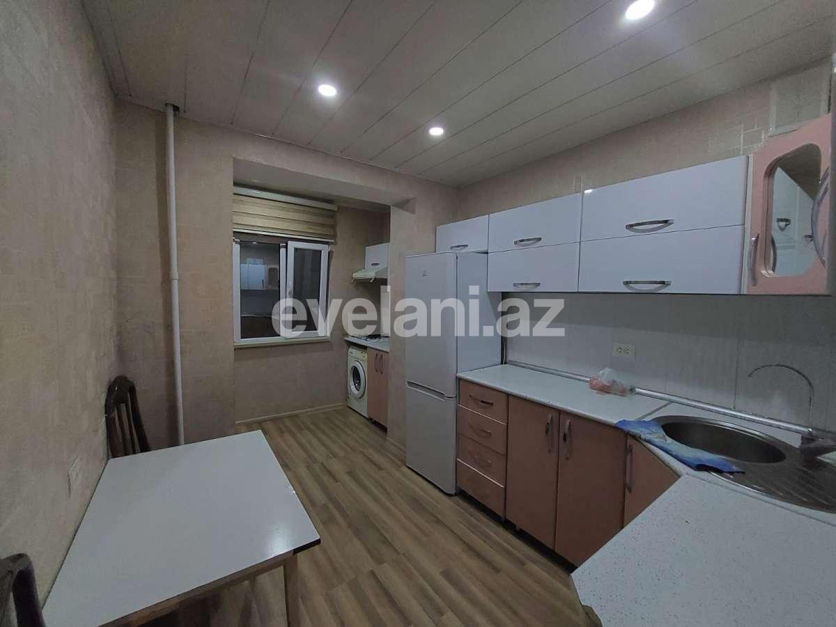 Satılır, köhnə tikili, 4 otaqlı, 110 m², Bakı, Nizami r, Xalqlar Dostluğu m.