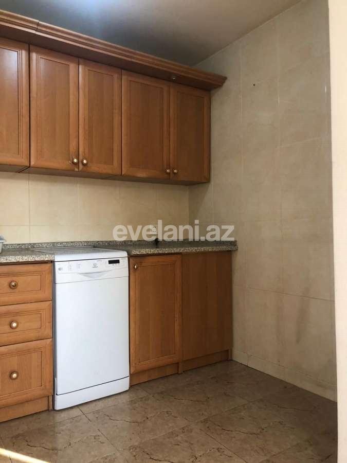 Sale, old building, 2 room, 65 m², Baku, Yasamal r, Elmlar Akademiyası m.