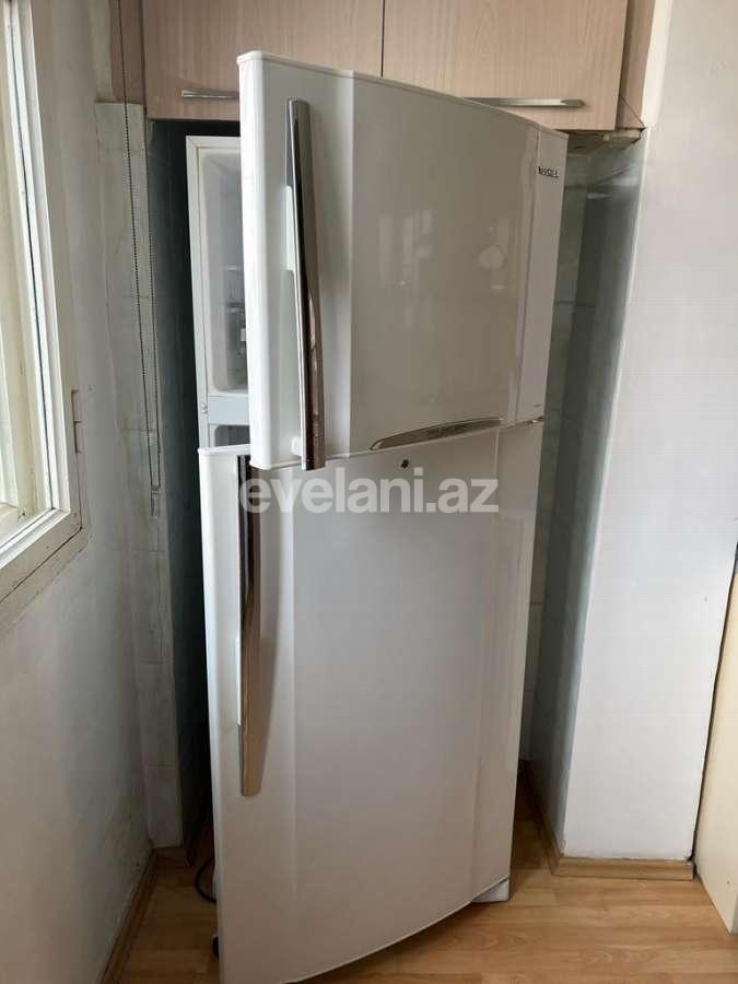 Kirayə verilir, köhnə tikili, 3 otaqlı, 85 m², Bakı, Binəqədi r, 8-ci mikrorayon q, Azadlıq prospekti m.