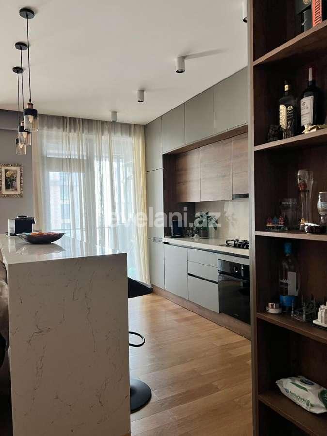 Kirayə verilir, yeni tikili, 2 otaqlı, 81 m², Bakı, Xətai r, Həzi Aslanov m.