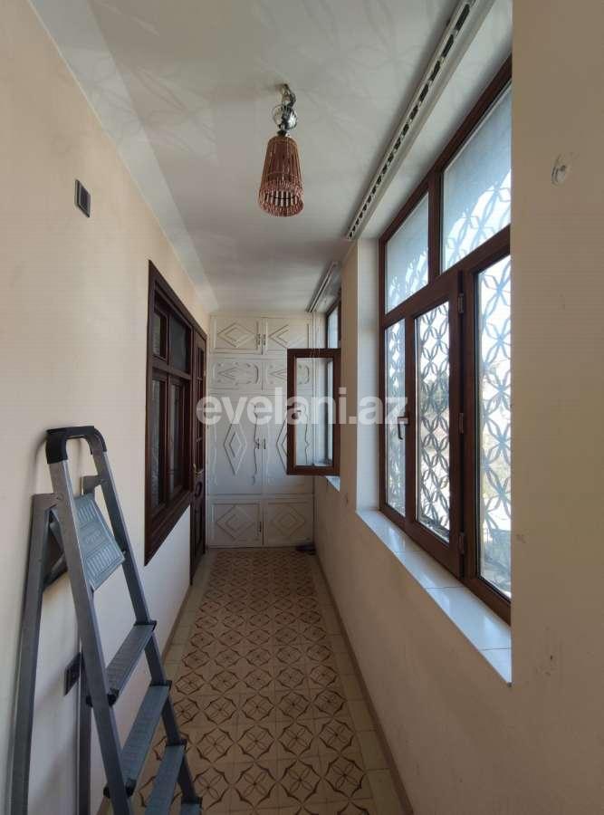 Sale, old building, 3 room, 90 m², Baku, Nizami r, Neftchilar m.