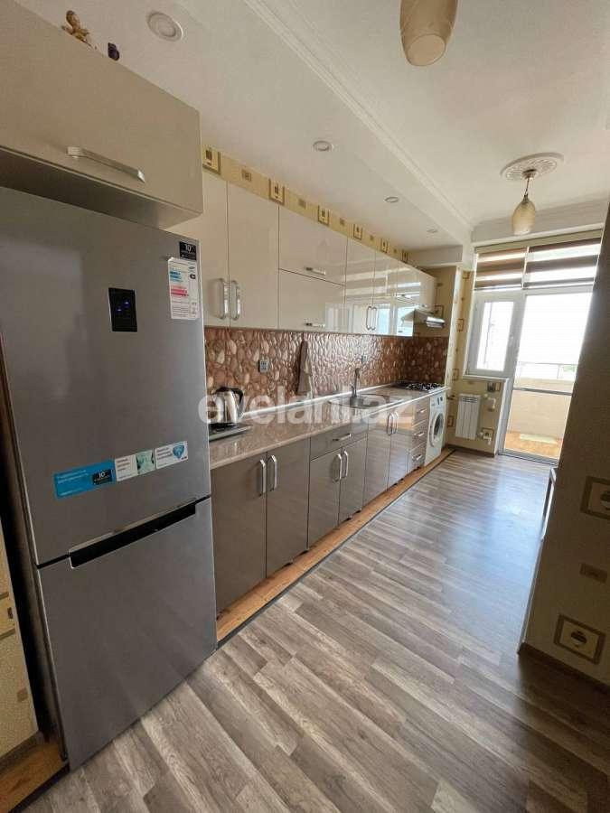 Satılır, yeni tikili, 2 otaqlı, 70 m², Bakı, Yasamal r, İnşaatçılar m.