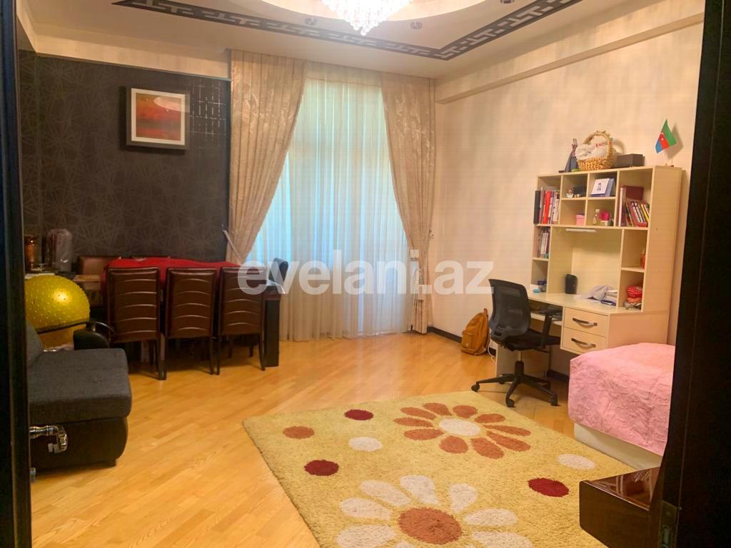 Satılır, yeni tikili, 4 otaqlı, 141 m², Bakı, Yasamal r, İnşaatçılar m.