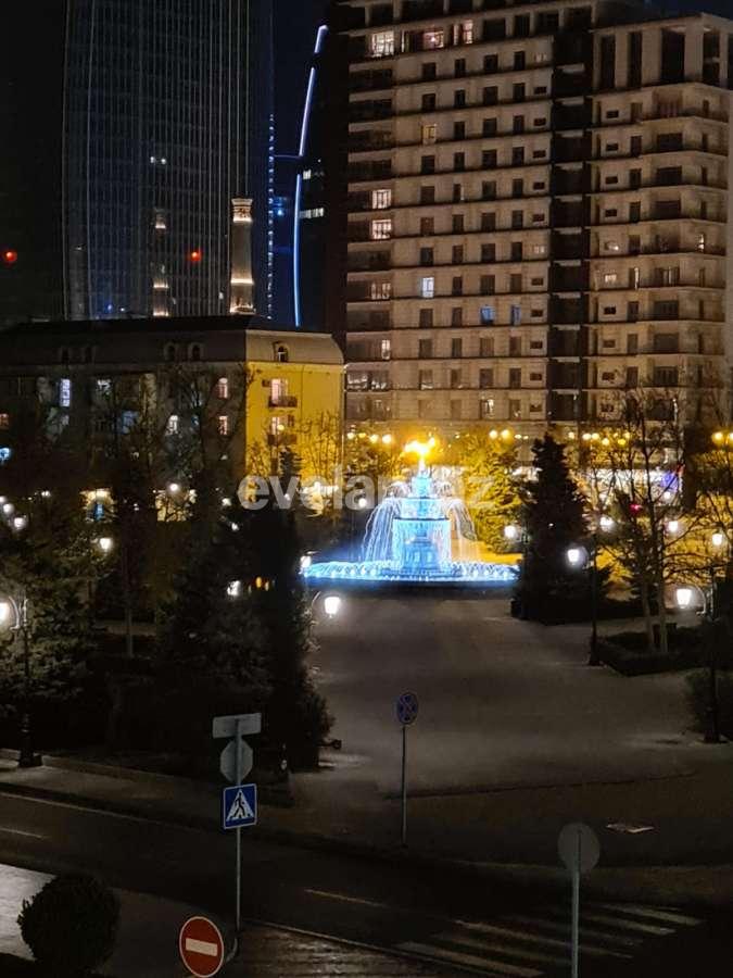 Kirayə verilir, yeni tikili, 3 otaqlı, 170 m², Bakı, Xətai r, Şah İsmayıl Xətai m.