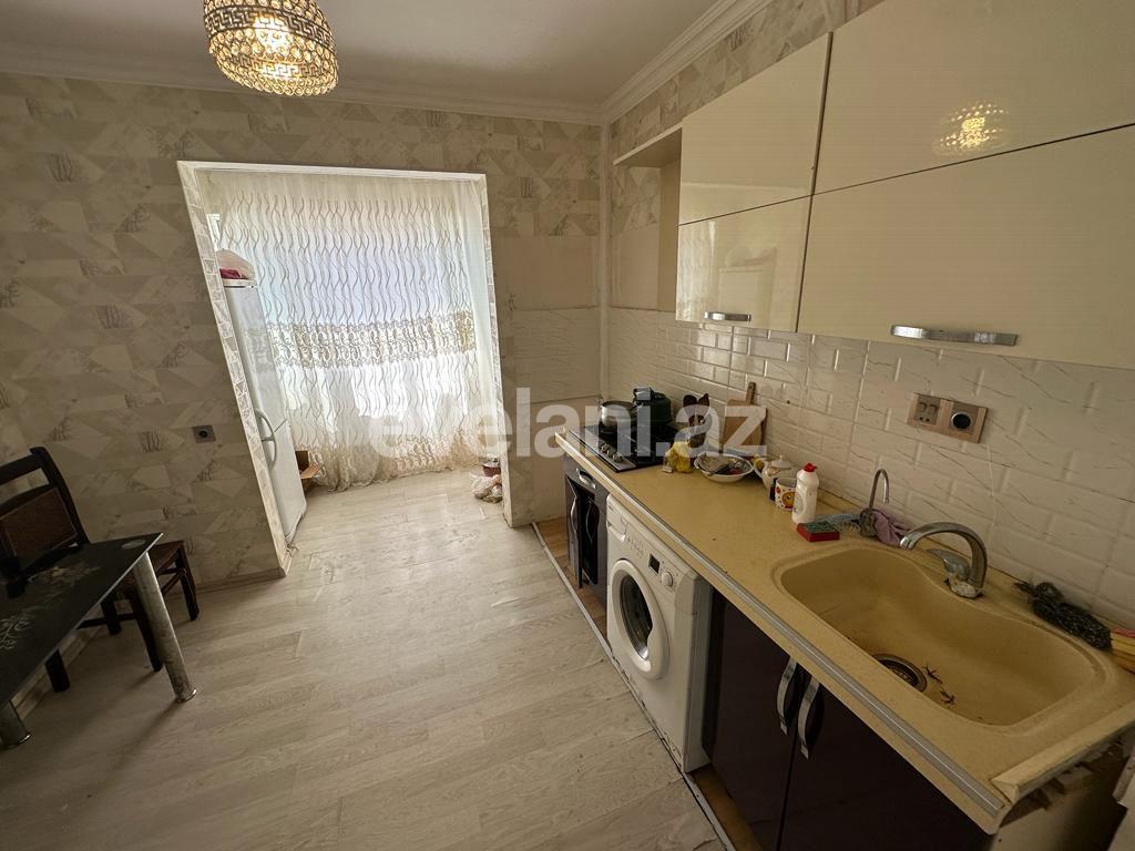 Sale, old building, 3 room, 75 m², Baku, Yasamal r, Elmlar Akademiyası m.