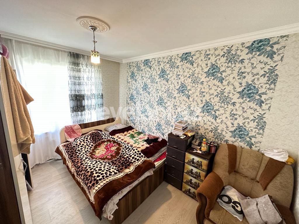 Sale, old building, 3 room, 75 m², Baku, Yasamal r, Elmlar Akademiyası m.