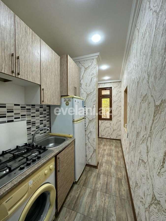 Satılır, köhnə tikili, 2 otaqlı, 50 m², Bakı, Nəsimi r, Memar Əcəmi m.