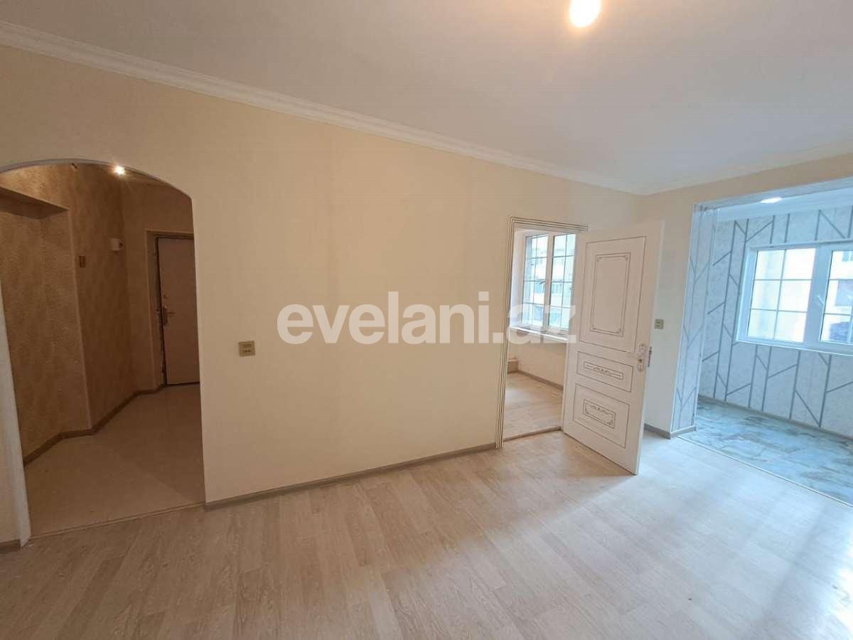 Satılır, köhnə tikili, 2 otaqlı, 39 m², Bakı, Yasamal r, İnşaatçılar m.