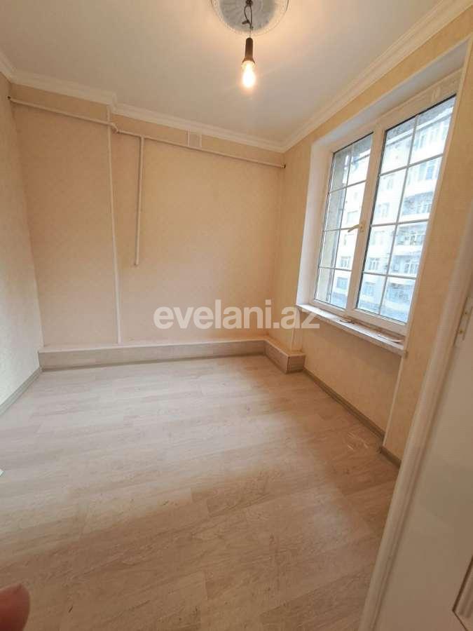 Satılır, köhnə tikili, 2 otaqlı, 39 m², Bakı, Yasamal r, İnşaatçılar m.