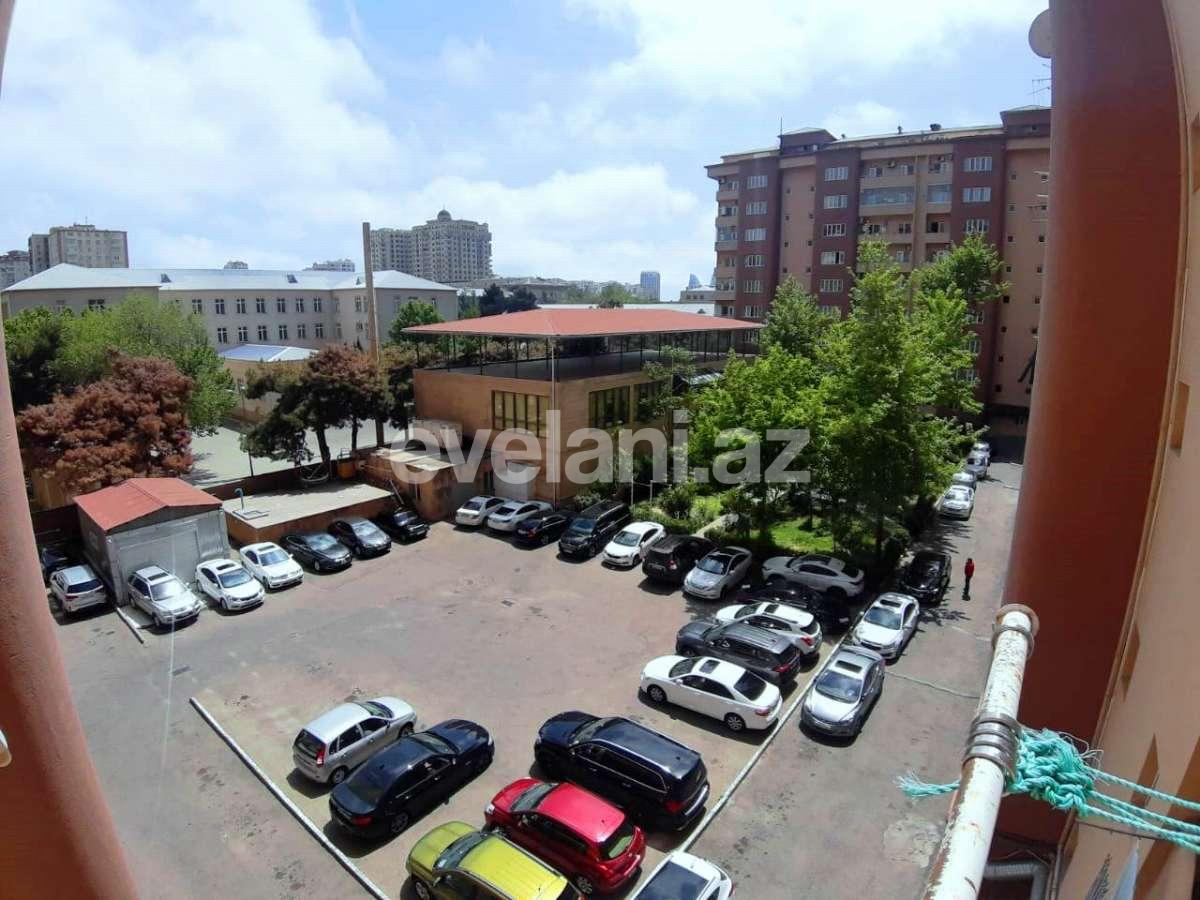 Satılır, yeni tikili, 3 otaqlı, 140 m², Bakı, Yasamal r, Elmlər Akademiyası m.