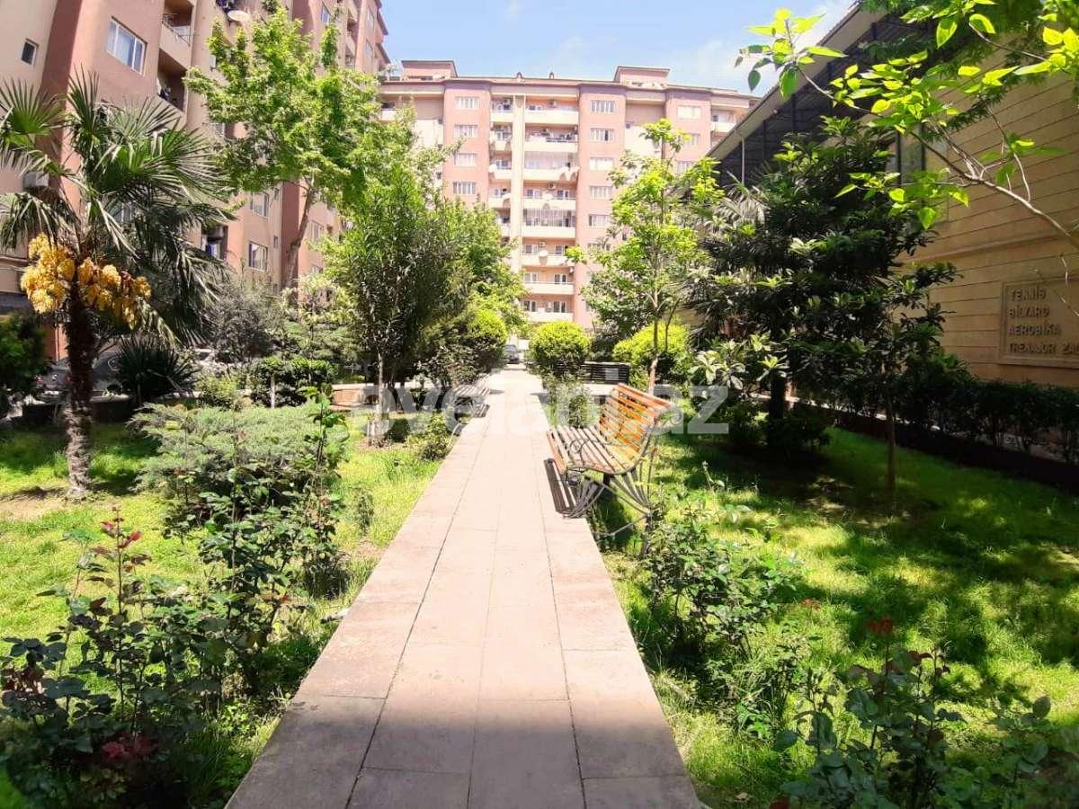 Satılır, yeni tikili, 3 otaqlı, 140 m², Bakı, Yasamal r, Elmlər Akademiyası m.