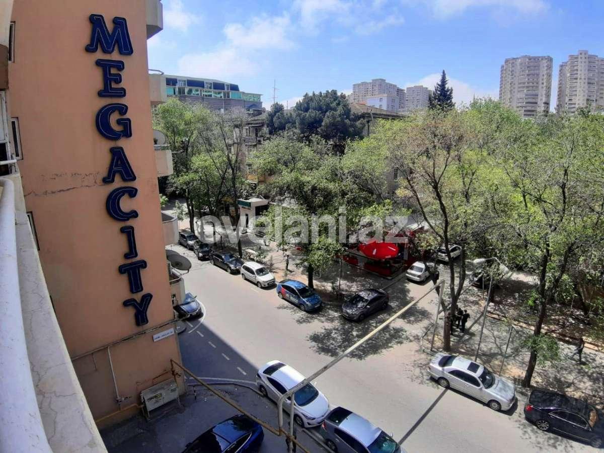 Satılır, yeni tikili, 3 otaqlı, 140 m², Bakı, Yasamal r, Elmlər Akademiyası m.