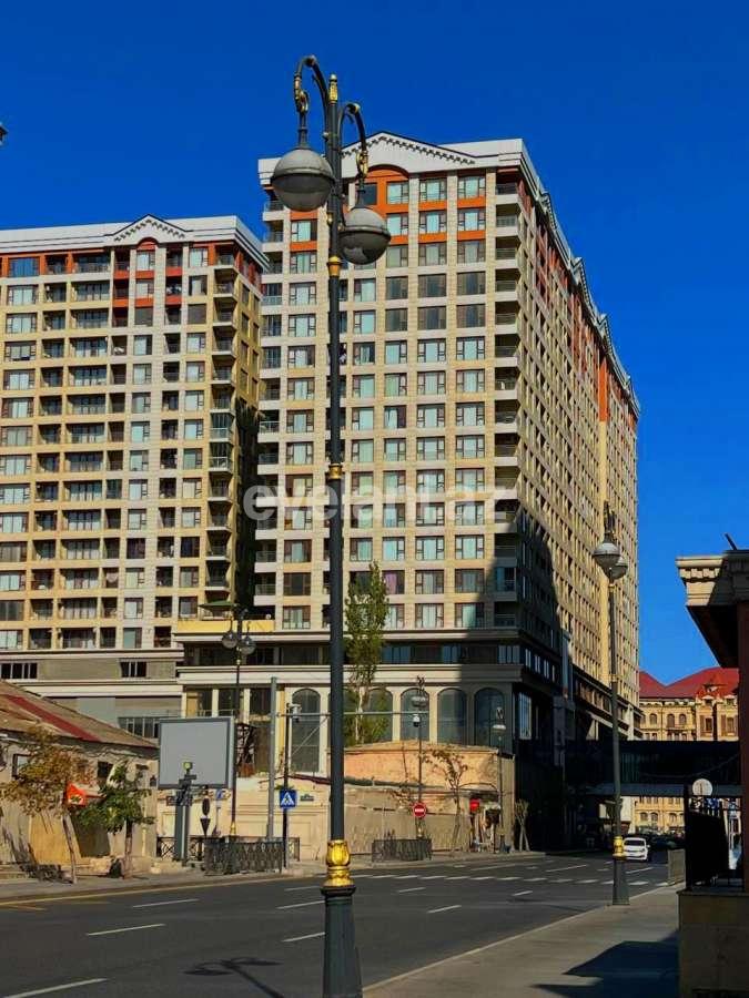 Kirayə verilir, yeni tikili, 3 otaqlı, 131 m², Bakı, Xətai r, Şah İsmayıl Xətai m.