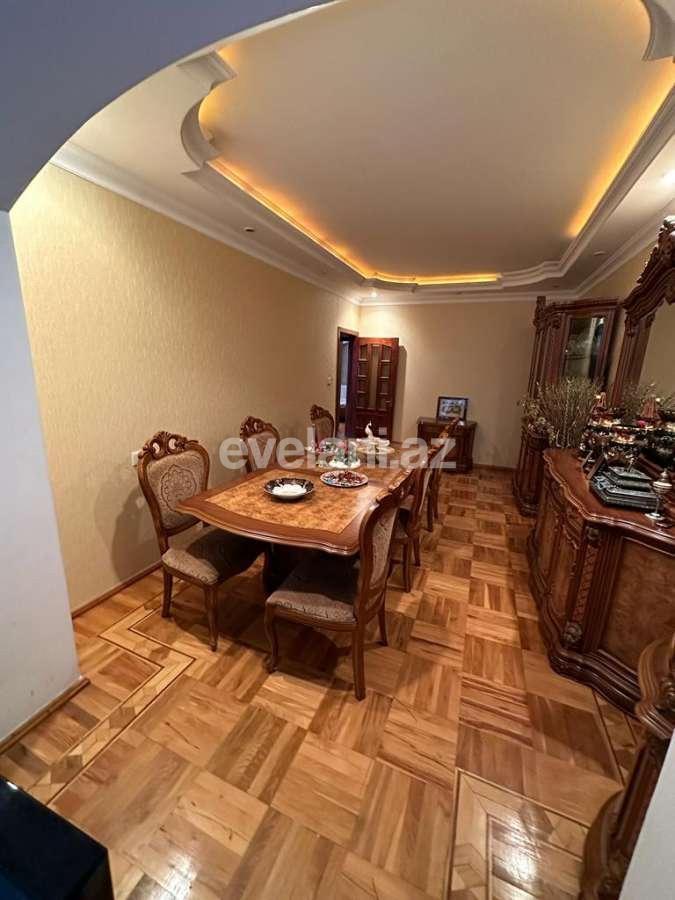 Satılır, köhnə tikili, 3 otaqlı, 80 m², Bakı, Binəqədi r, Azadlıq prospekti m.
