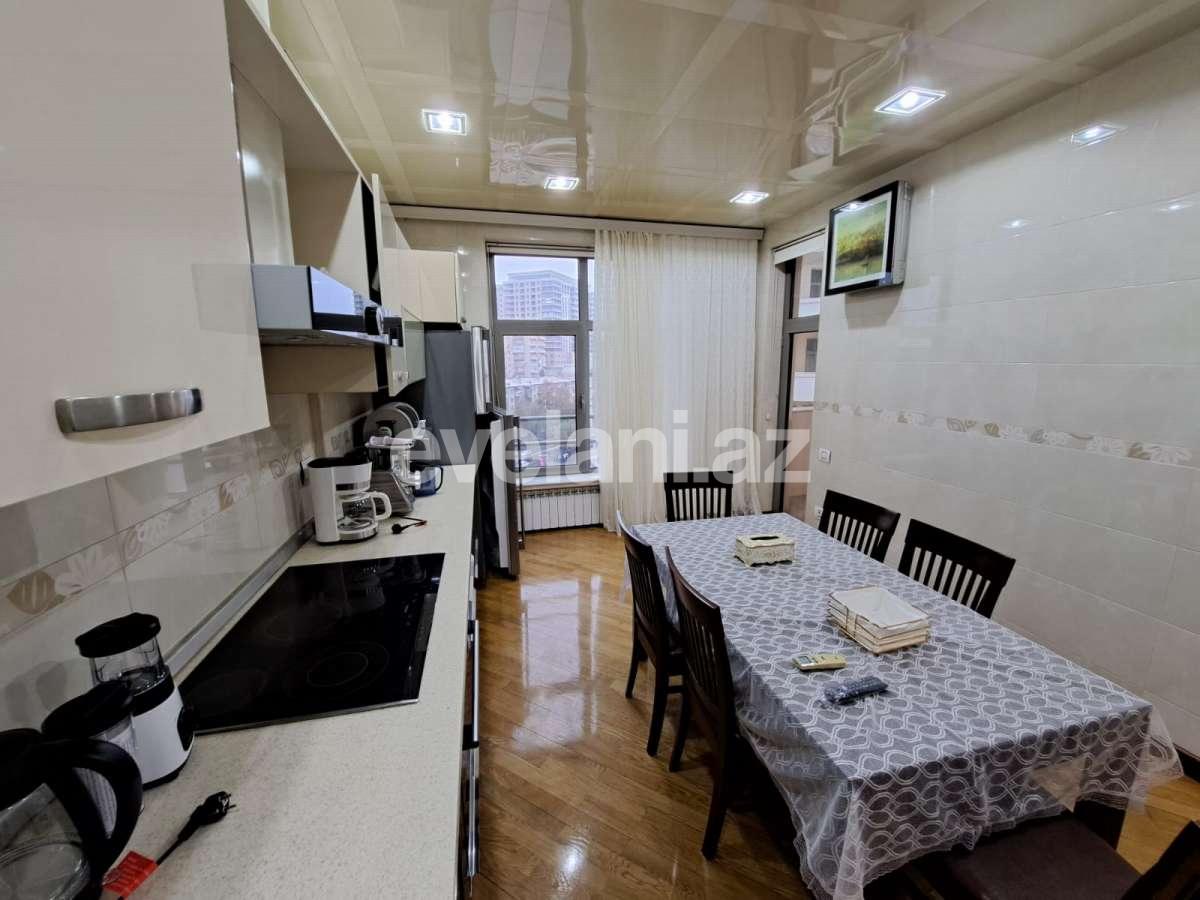 Сдаётся, новостройка, 4-комнаты, 216 m², Баку, Ясамальский r, Низами m.