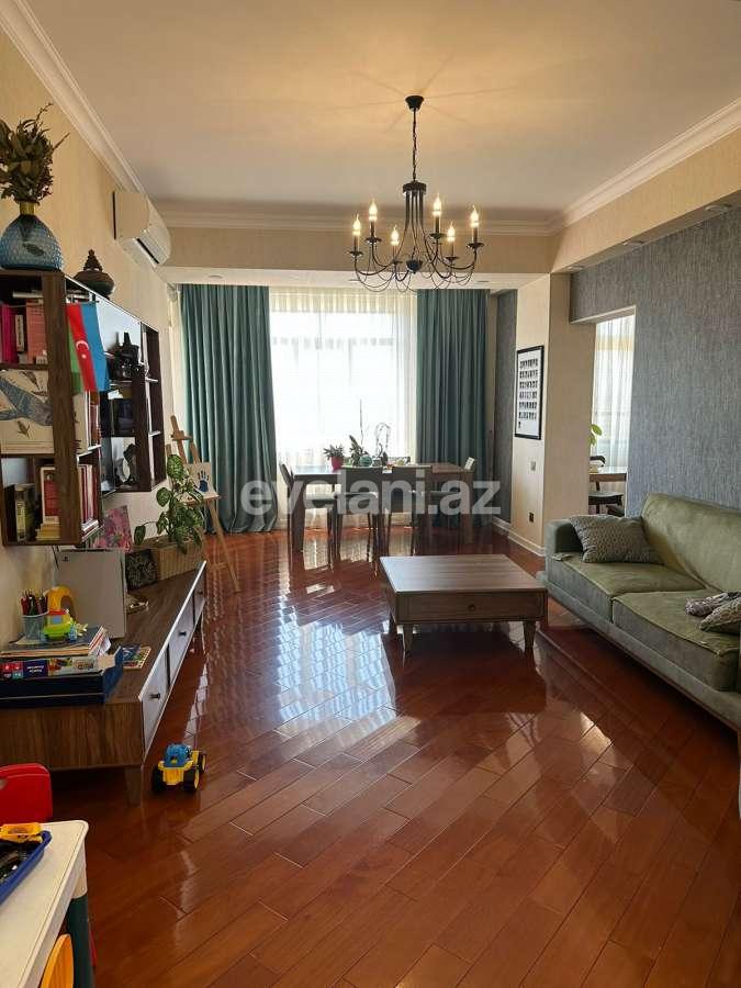 Satılır, yeni tikili, 3 otaqlı, 104 m², Bakı, Nizami r, Qara Qarayev m.
