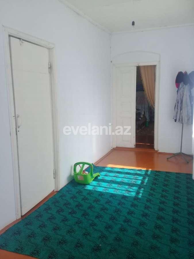 Satılır, həyət evi / bağ, 3 otaqlı, 71 m², Şəki