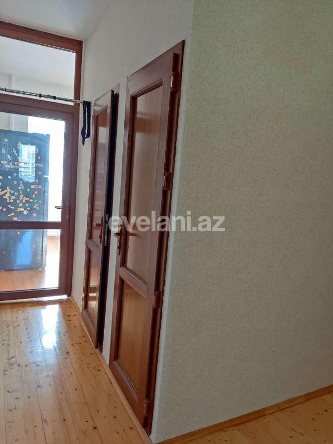 Satılır, köhnə tikili, 4 otaqlı, 100 m², Bakı, Xətai r, Əhmədli q, Əhmədli m.